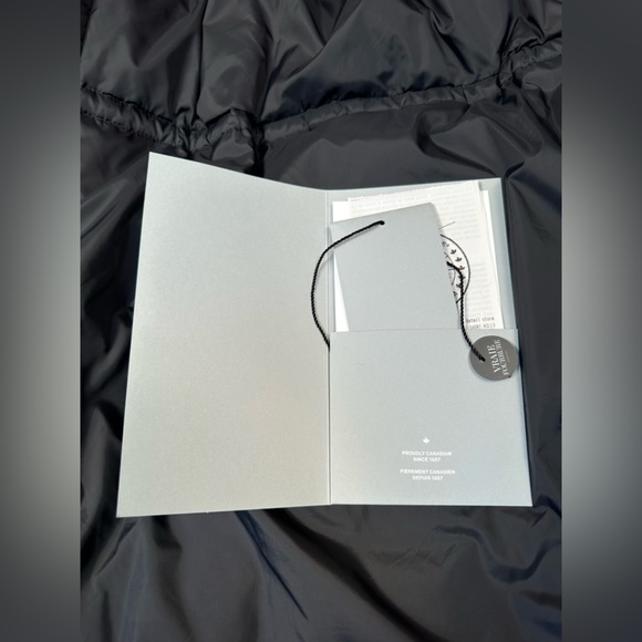 Canada Goose Arctic Program Ladies Trillium Parka HD Black Coyote Fur Trim Coat - Picture 14 of 15